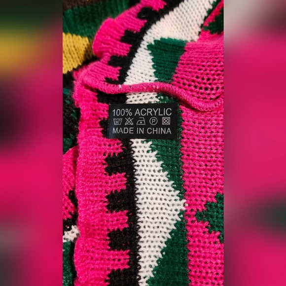 Bright Multi-Colored Knit Infinity Scarf Geometric Ruffle Fuchsia Green Gold - Picture 4 of 4